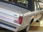 Thumbnail Photo 8 for 1989 Lincoln Town Car Signature